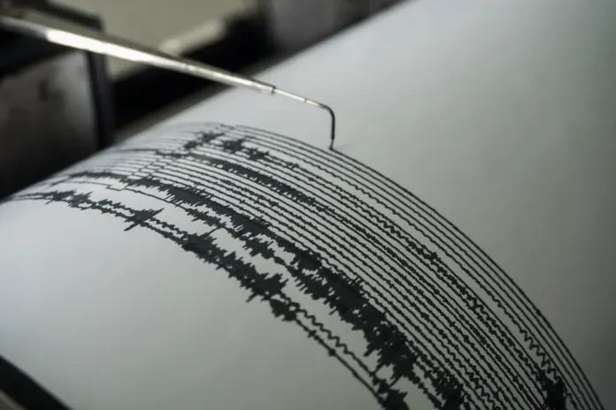 Zona cercana a Los Ángeles encadena 2 sismos superiores a magnitud 4 en unas 30 horas Dos sismos fueron sensibles la noche del sábado en la Sierra Central del Perú, sin causar daños. La Hora: EFE