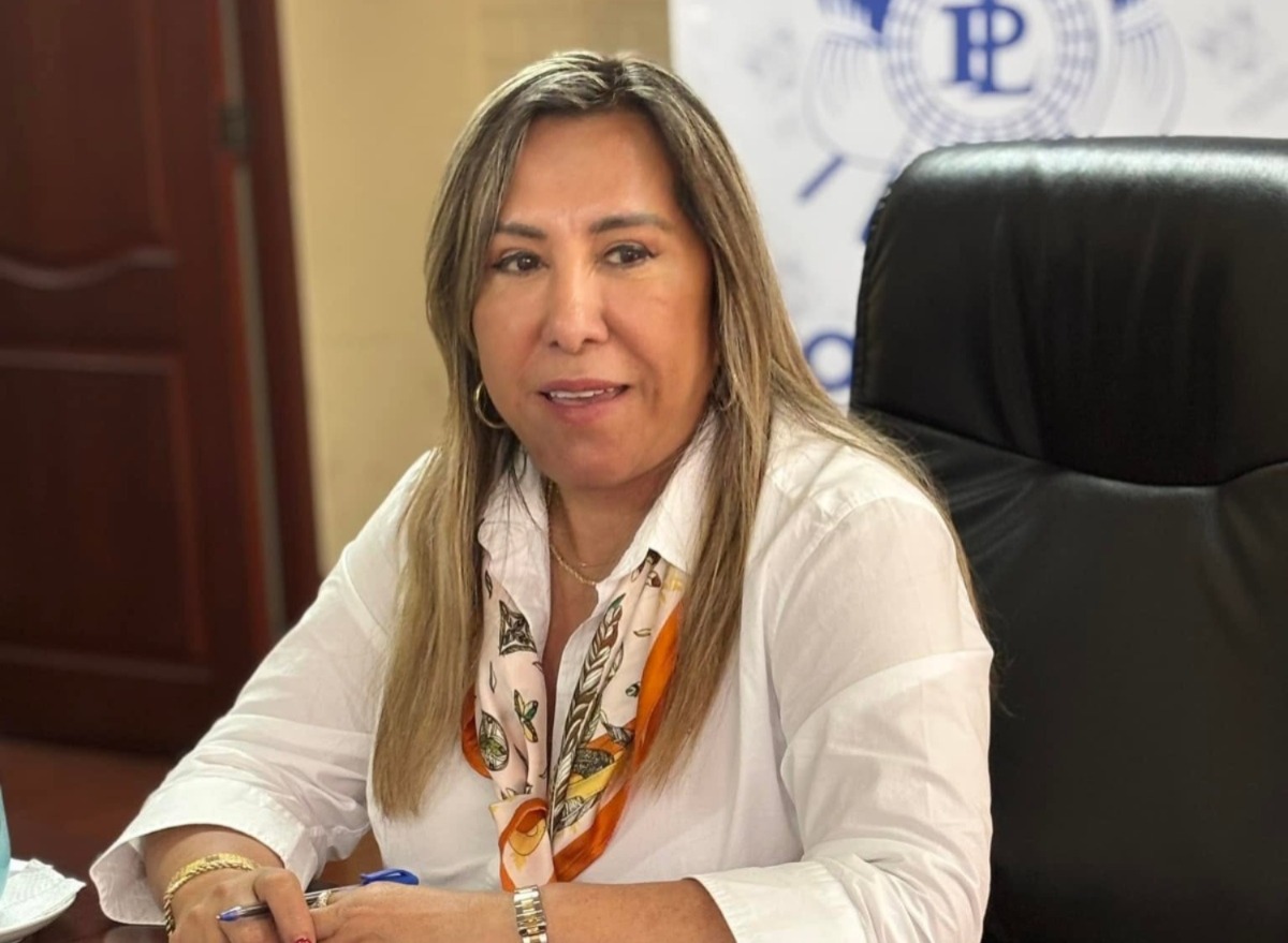 La diputada Sofía Hernández ha hecho pública su inclusión al partido UNE, en el cual funge como coordinadora departamental de Huehuetenango.