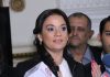 CC beneficia temporalmente a Stella Alonzo y deja puerta abierta para que Sala verifique una vez más su decisión La CC rechazó una apelación al MP y PGN con la que de momento beneficia a la exdiputada Stella Alonzo para que no enfrente juicio por supuestos actos de corrupción. Foto La Hora: Archivo