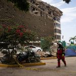 La cifra de víctimas mortales aumenta mientras autoridades de Venezuela y Estados Unidos planean trabajos de reconstrucción.