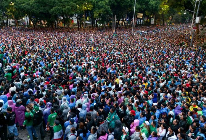 México prevé ingresos de más de USD 2 mil 400 millones en concepto de turismo. Foto La Hora: EFE