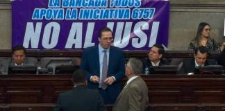 En el Congreso, se discute este miércoles las modificaciones a la Ley del IUSI. Foto La Hora: Daniel Ramírez.