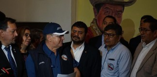 Joviel Acevedo y dirigentes del STEG tuvieron diferentes reuniones con diputado de VAMOS y UNE para "que se aprueben" iniciativas del ley.