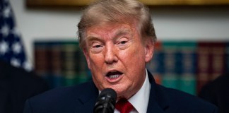 Trump anuncia aranceles del 50 % a autos y acero canadienses a partir de enero del próximo año Fotografía de archivo del presidente de EE. UU., Donald Trump. Foto La Hora: EFE
