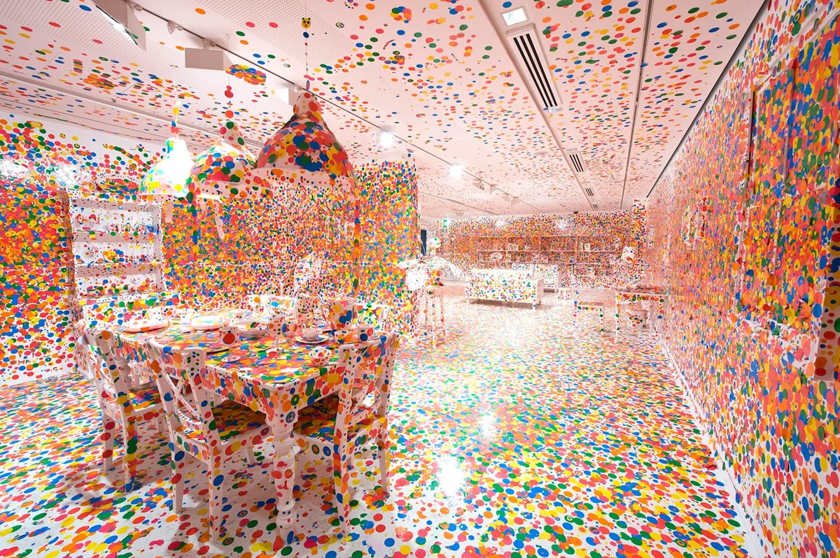 Habitación de obliteración de Yayoi Kusama. Foto La Hora: Artnet