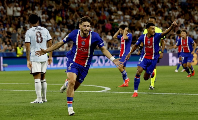 El PSG, con goles de Kvaratskhelia y Doué, derrotó al Aston Villa para convertirse en bicampeón de la Supercopa de Europa.