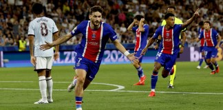 El PSG, con goles de Kvaratskhelia y Doué, derrotó al Aston Villa para convertirse en bicampeón de la Supercopa de Europa.