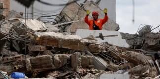 Pasadas 72 horas desde el terremoto en Colombia, la "ventana de vida" se hace más estrecha