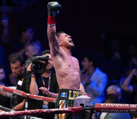 El boxeador guatemalteco Lester Martínez, tras defender exitosamente el campeonato interino supermediano del CMB, espera a su próximo rival.