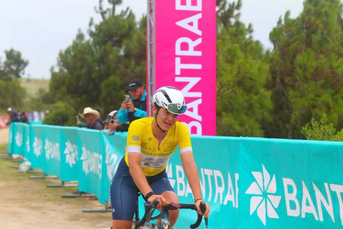 La colombiana Angie Londoño, por segunda vez consecutiva, ganó la etapa del día de la Vuelta Ciclística Femenina a Guatemala.