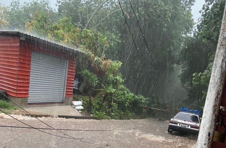 Conred alerta por alta saturación del suelo en Sololá y Suchitepéquez por recientes lluvias Archivo de lluvias registradas en Sololá y Sacatepéquez en donde se registra saturación del suelo. Foto La Hora: Conred