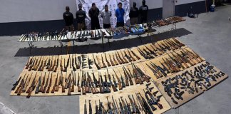 Un arsenal, que presuntamente iba destinado a grupos criminales, fue incautado por el Gobierno de México en el estado de Nuevo León.