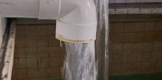 En la foto un tubo de agua