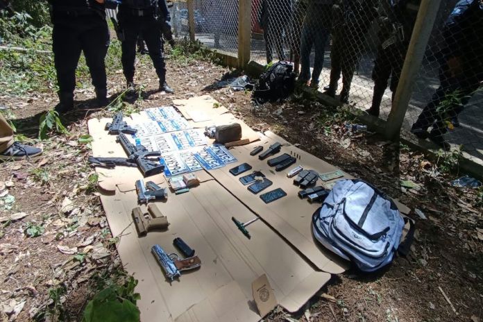 Artes LH (21) Indicios de dudosa procedencia en San Lucas Sacatepéquez.. Foto La Hora: Ejército.