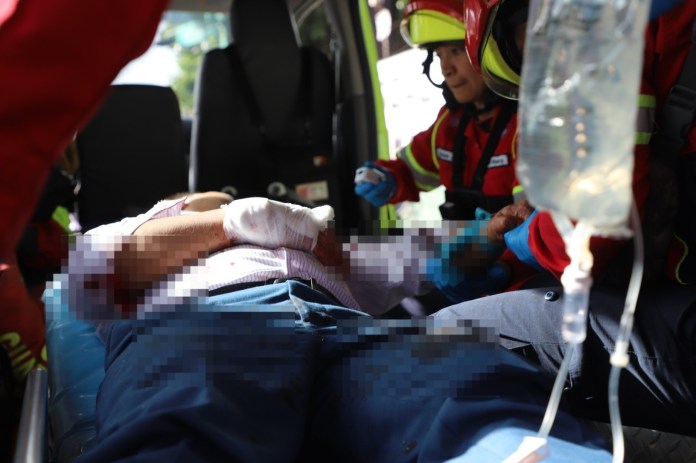 Ataque armado zona 13 Un hombre de aproximadamente 45 años resultó herido durante ataque armado en la 7ma avenida y 6ta calle de la zona 13 de la Ciudad de Guatemala.