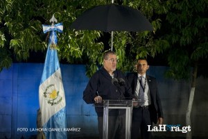Arévalo afirma que mexicanos deportados de EE. UU. pasan por Guatemala rumbo a México