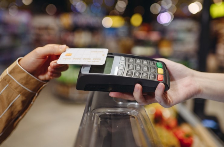 Del historial a los datos: así está cambiando la forma para acceder al crédito en Guatemala El sector bancario confía en el crédito de consumo siga siendo uno de los motores de la economía. Foto La Hora: Shutterstock