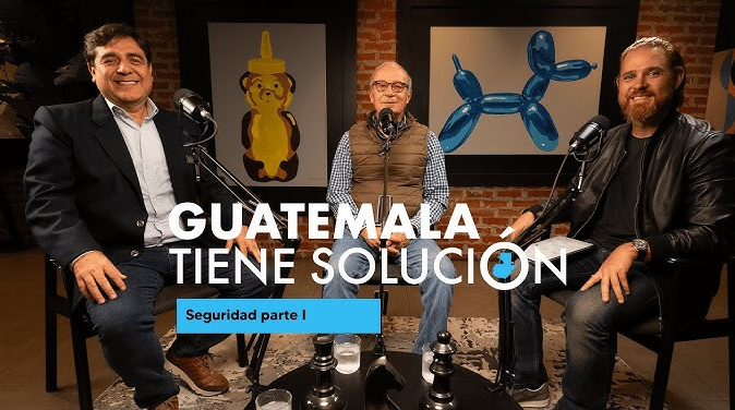 La cercanía entre Carlos Pineda y André Pozuelos se hizo evidente a inicios de este año.