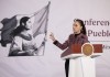 La presidenta de México, Claudia Sheinbaum, habla durante una rueda de prensa este lunes, en el Palacio Nacional en Ciudad de México (México). Foto La Hora: EFE