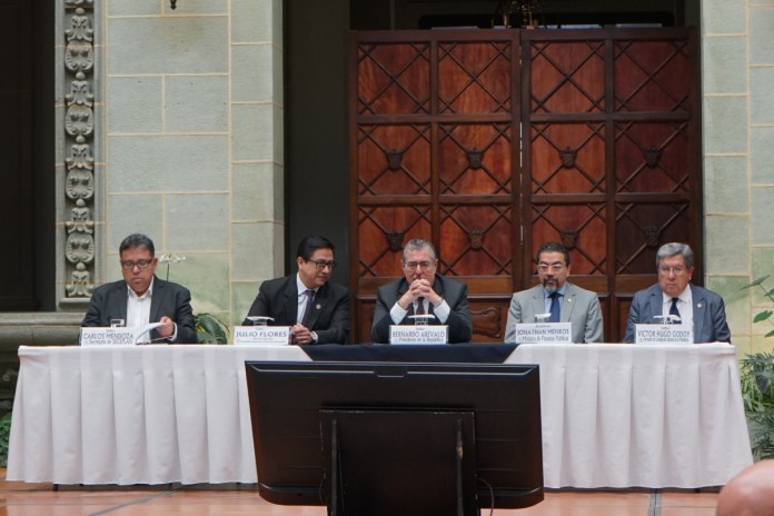 Una auditoria descubrió que varas adjudicaciones y procesos de ejecución en fondos de Codedes no presenta irregularidades.
