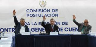 Comisión de Postulación para elegir a contralor durante la sesión del 14 de agosto. Foto La Hora: José Orozco