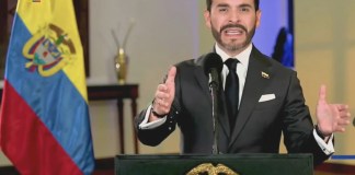De la Espriella decreta estado de emergencia económica, social y ecológica por terremoto El mandatario declaró la emergencia económica en quince departamentos por treinta días. Foto La Hora: EFE