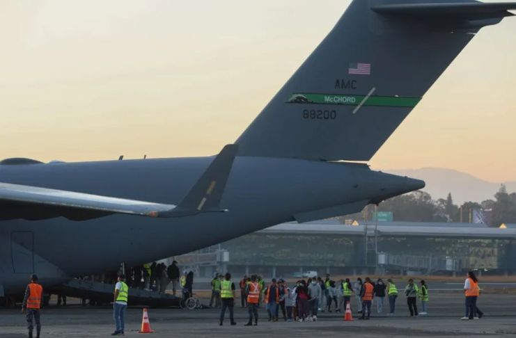 EE. UU. revoca más de 175 mil visas a extranjeros por delitos y seguridad nacional Deportaciones cancelación de visas