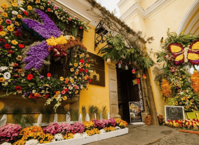 Festival de la Flores 2 Fachada de exposición del Festival de las Flores de la Antigua. Foto: Cuenta de Instagram del Festival de las Flores