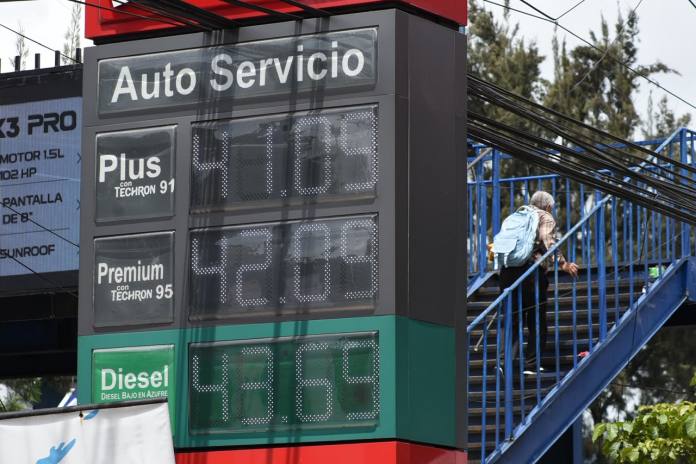 Precios de combustibles 6 de agosto. Foto La Hora: José Orozco.