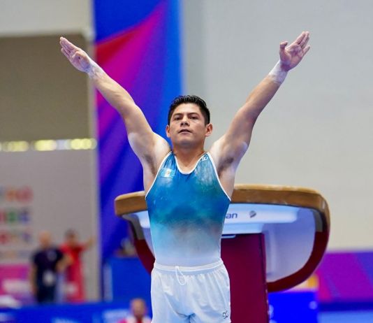 Gimnasta Jorge Vega tras su participación de salto en la gimnasia artística. Foto La Hora: COG