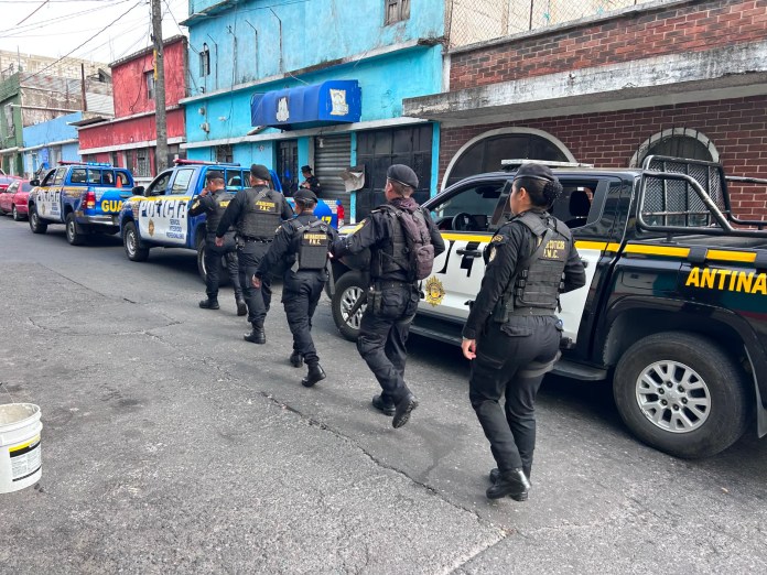 PNC y el Ejército de Guatemala realicen operativos en El Gallito y colonias aledañas a zona 3 como parte del Plan Anillo de Contención.