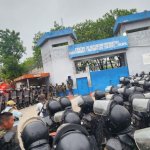 Una requisa en la cárcel "Los Jocotes", en Zacapa, busca desarticular redes de extorsión y el hallazgo de objetos ilicitos.
