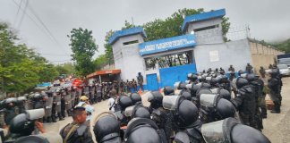 Una requisa en la cárcel "Los Jocotes", en Zacapa, busca desarticular redes de extorsión y el hallazgo de objetos ilicitos.