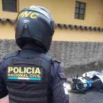 Un presunto sicario fue abatido y un menor remitido tras un ataque armado y una persecución policial.