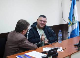 Tercero y último de los hermanos de alcalde de Dolores, Petén acepta ser extraditado a Estados Unidos El último de los hermanos del alcalde de Dolores, Petén aceptó ser extraditado a Estados Unidos donde es reclamado por delitos de narcotráfico. Foto La Hora: Daniel Ramírez
