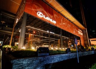 La marca, con respaldo de Cofiño, inauguró su nueva sala de ventas en Tiffany, zona 14. Foto La Hora: Cortesía Lexus
