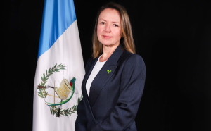 Patricia Orantes regresa al Congreso en medio de la discusión de la Ley de Aguas