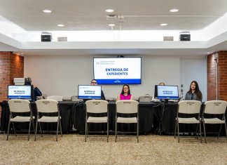 Comisión de Postulación