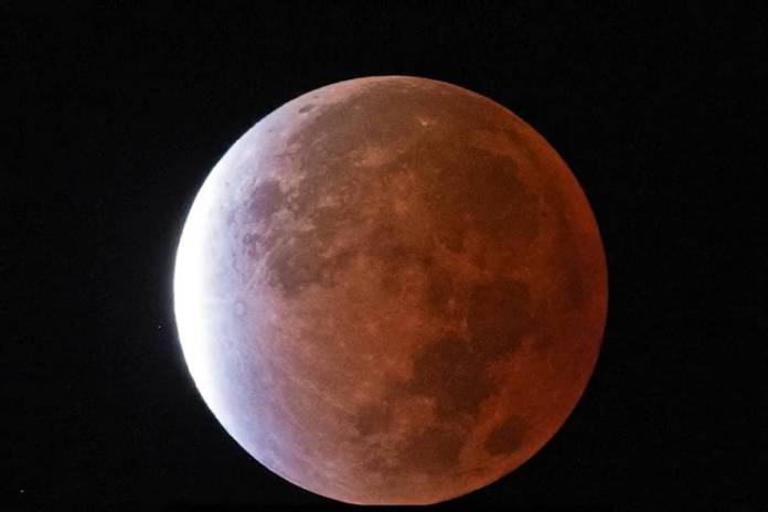Prepárate para el eclipse lunar que será totalmente visible en Guatemala