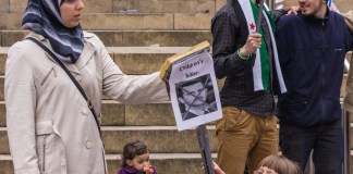 Protesta contra Bachar al Asad