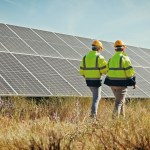 La energía solar también juega un papel cada vez más preponderante en la matriz energética del país. Foto La Hora: Shutterstock