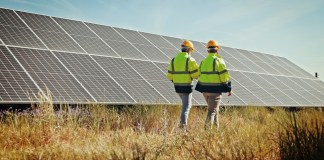 La sequía obliga a Guatemala a depender más de la energía térmica y pone a prueba su matriz energética La energía solar también juega un papel cada vez más preponderante en la matriz energética del país. Foto La Hora: Shutterstock