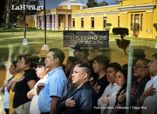«La educación no tiene edad»: Más de 200 personas certifican su Nivel Básico gracias a la Prueba RVA Ministerio de Educación certifica el Nivel Básico de más de 200 personas, a través de la Prueba RVA. Foto La Hora: Ministerio de Educación de Guatemala (Mineduc).