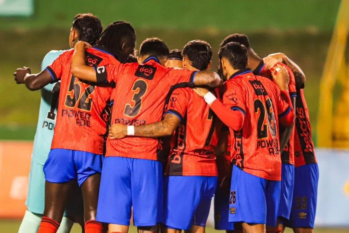 Municipal, después de derrotar a Comunicaciones en el Clásico 338, es el líder solitario del Torneo Clausura 2026.