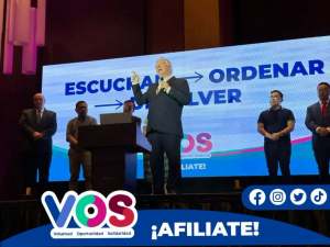 Candidato que habla contra el sistema se une a partido del sistema: Toriello y VOS
