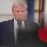 El presidente Trump aseguró este martes que no existe diálogo, ni intenciones de llevarlo a cabo. Foto La Hora: EFE.