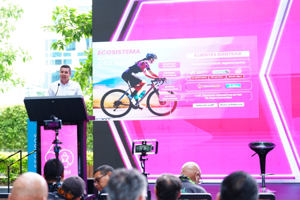 Vuelta femenina