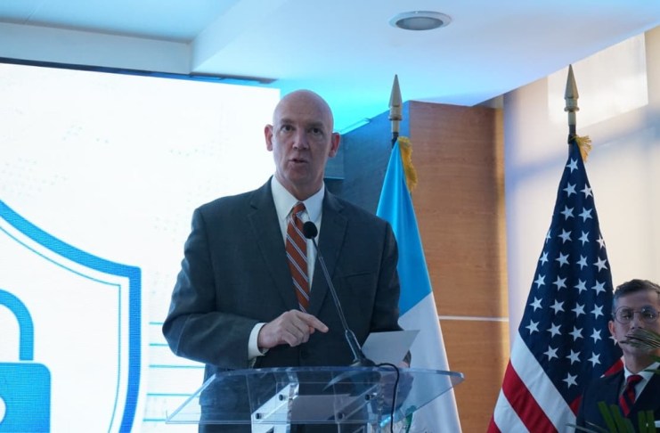 EE. UU. destaca cooperación con Guatemala para fortalecer la ciberseguridad ante recientes ataques El encargado de EE. UU., Jorgan Andrews destacó la importacia de la ciberseguridad en Guatemala derivado de ataques cibernéticos.