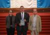 Exiliados guatemlatecos entregaron un informe sobre vivencias y soluciones al gobierno de Guatemala.