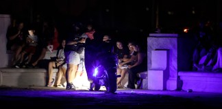 Los cubanos amanecieron este lunes de nuevo sin energía eléctrica. Foto La Hora: EFE